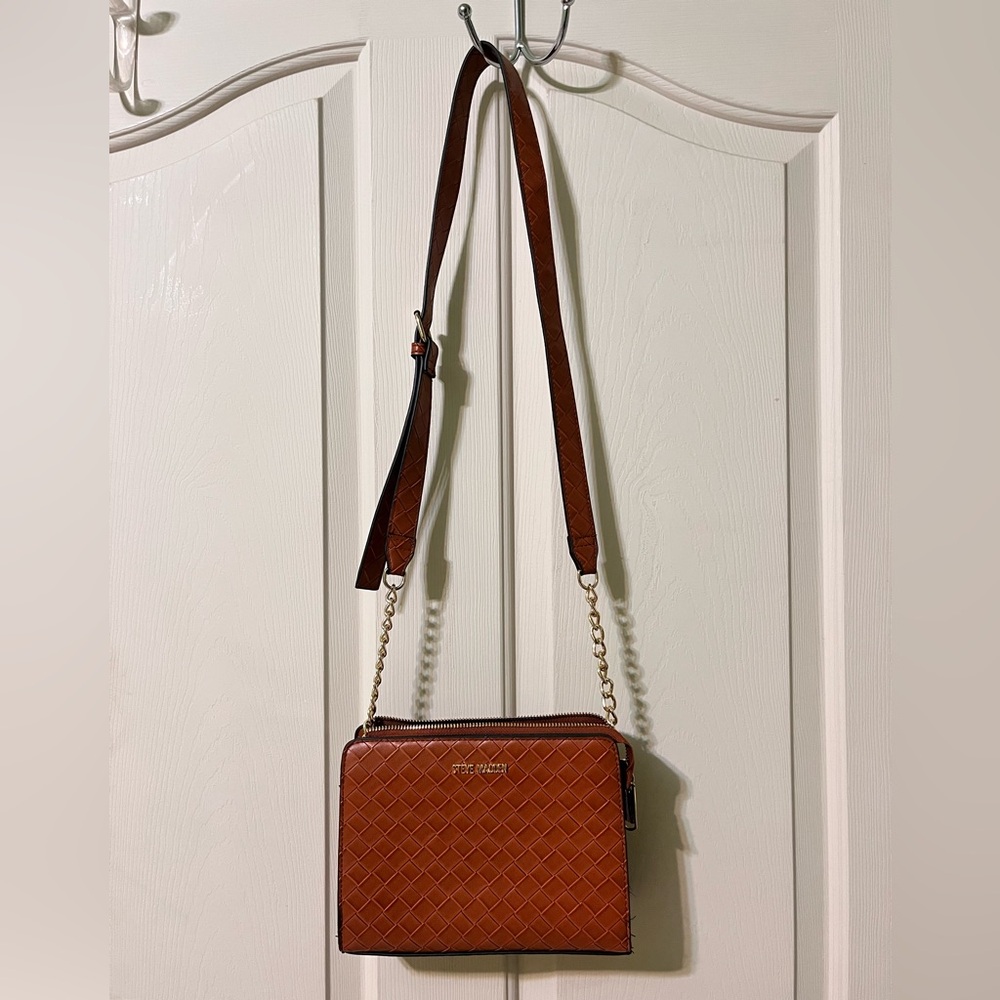 Steve Madden Tan Woven Crossbody Bag